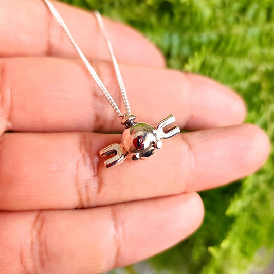 Magnemite Silver Pendant | Pokemon Jewelry