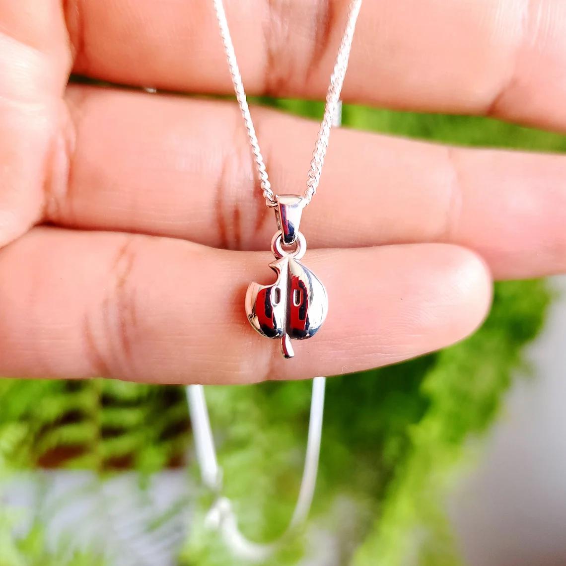 Super Leaf Silver Pendant - Super Mario Jewelry