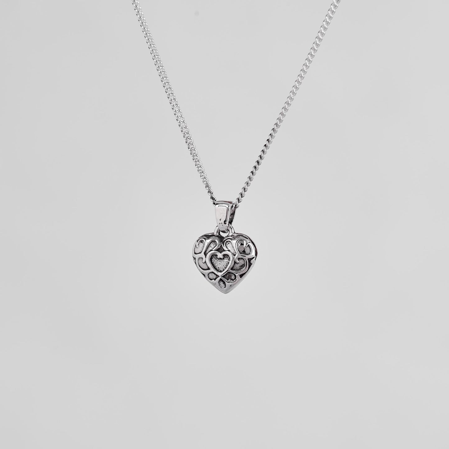 Heart Container Silver Pendant - Zelda Jewelry